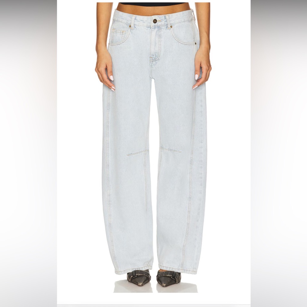 NWT Lioness Renacida Jeans in Light Wash Size Small